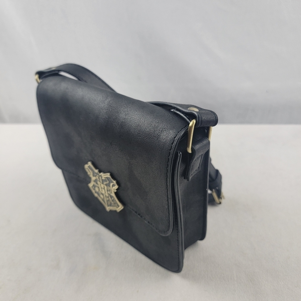 Harry Potter Hogwarts Crest crossbody handbag 7.5" x 7" x 2" - Picture 4 of 7